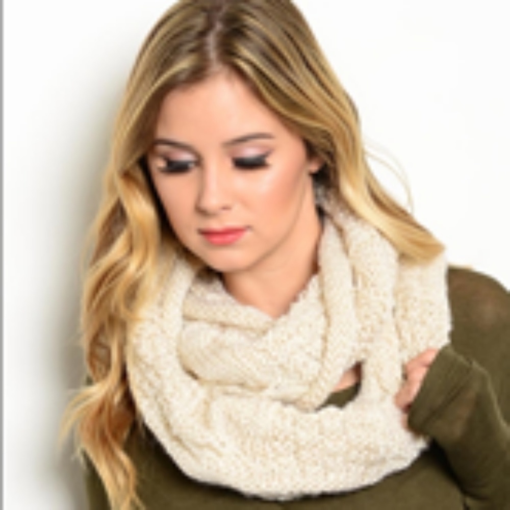 BEIGE INFINITY SCARF